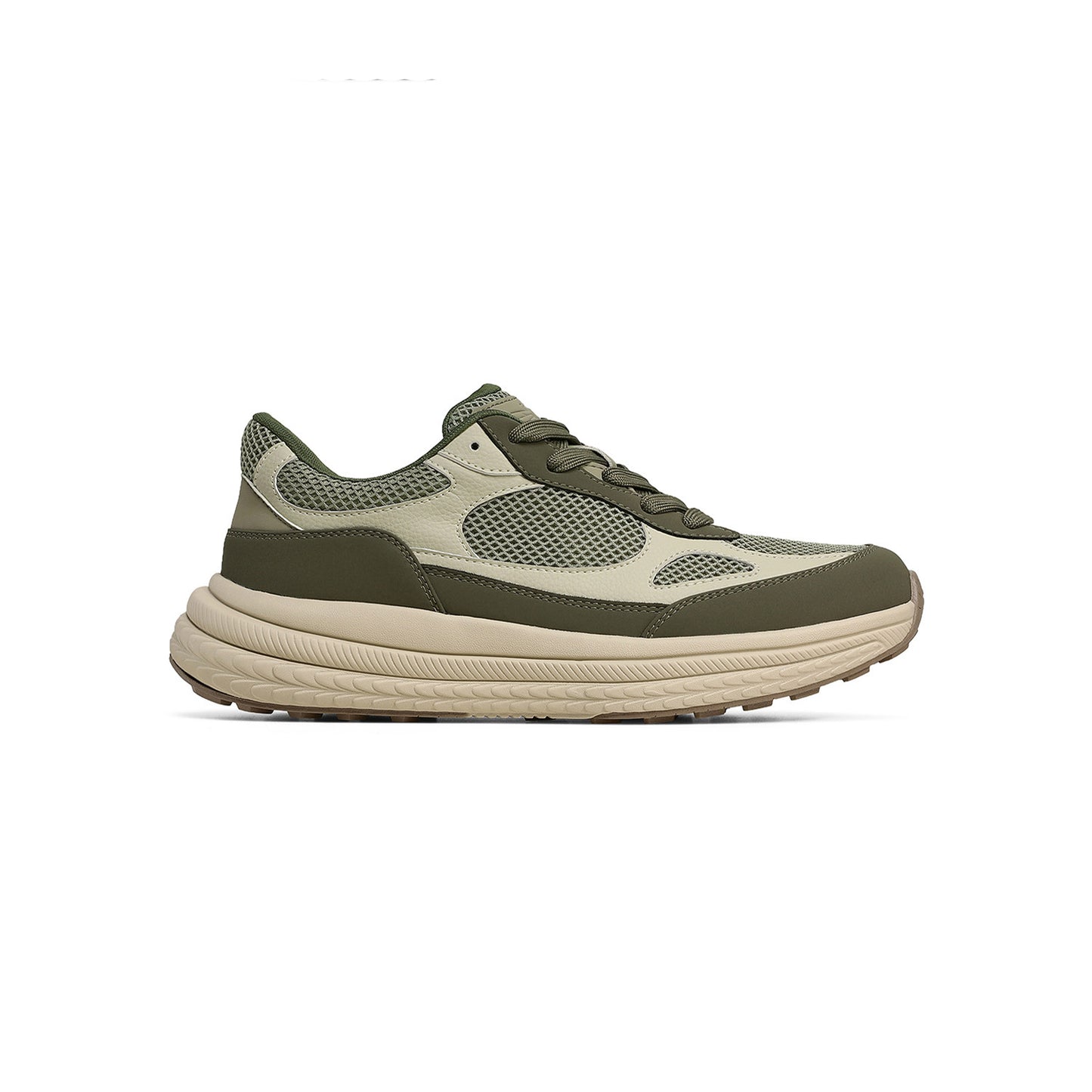 Men’s Breathable Mesh Walking Shoes with Carbon Plate